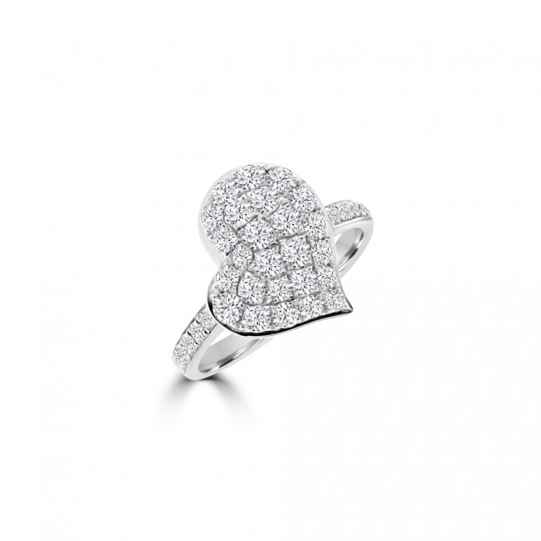 Diamond Pavé Heart Ring in 18K White Gold