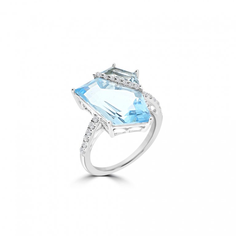 Blue Topaz Diamond Cocktail Ring in 18K White Gold