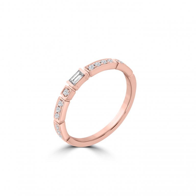 Baguette Diamond Ring in 18K Rose Gold