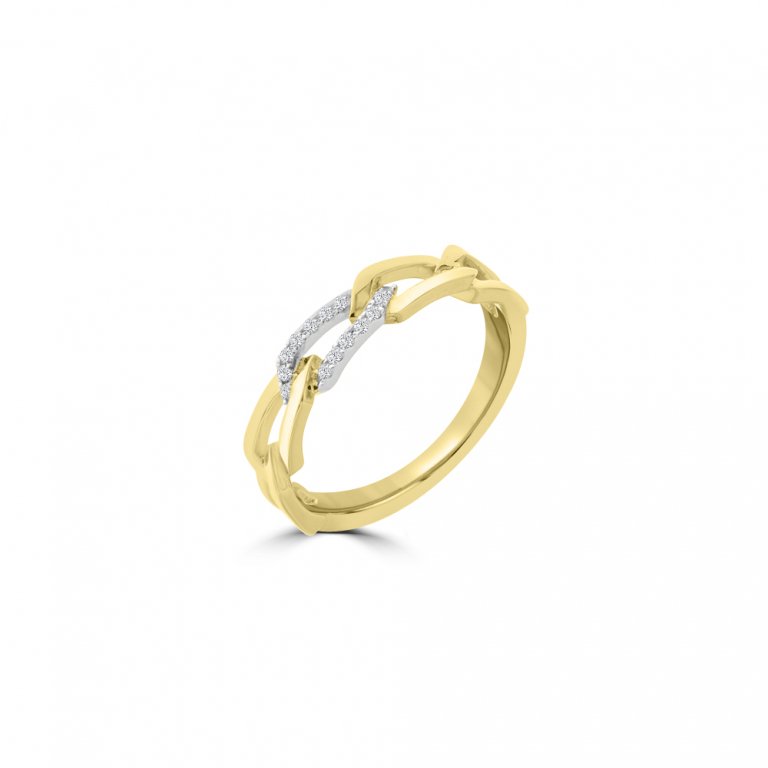 Diamond Link Ring in 18K Yellow Gold