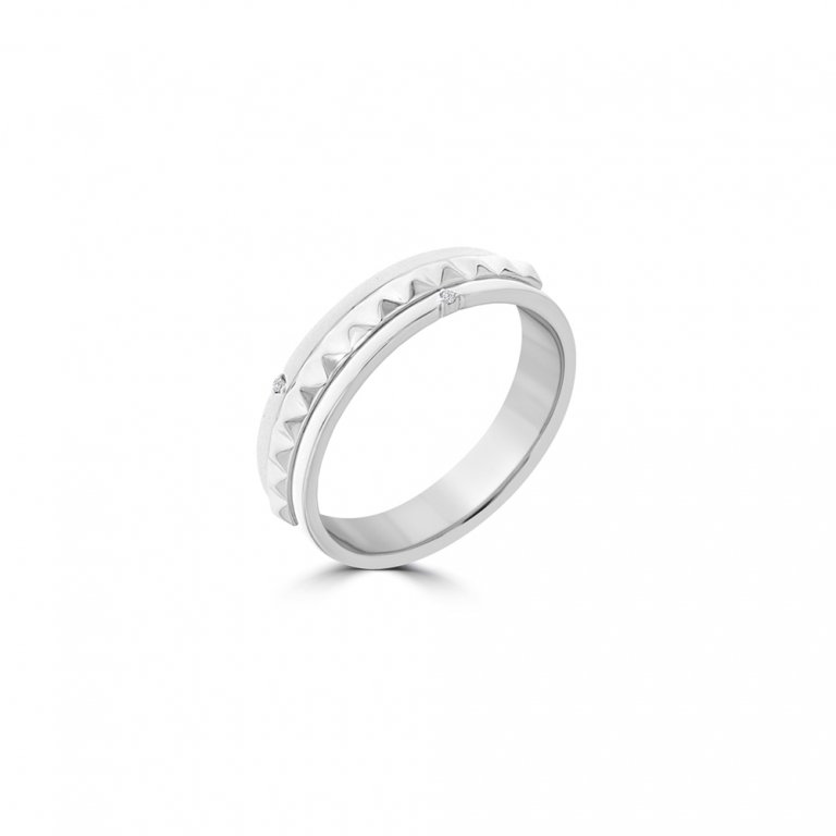 Stud Diamond Ring