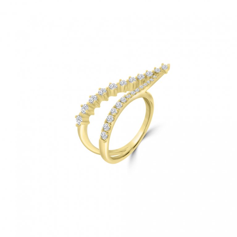 Diamond V-Shaped Ring in 18K Yellow Gold