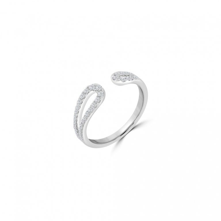 Diamond Teardrop Ring in 18K White Gold