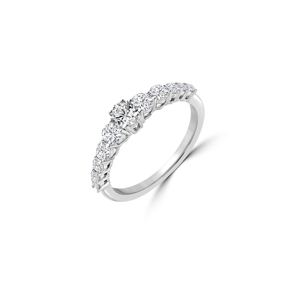Graduated Diamond Ring