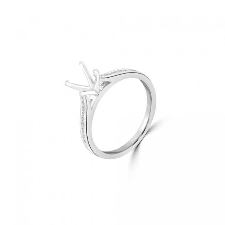 Solitaire Pavé Engagement Ring Mount