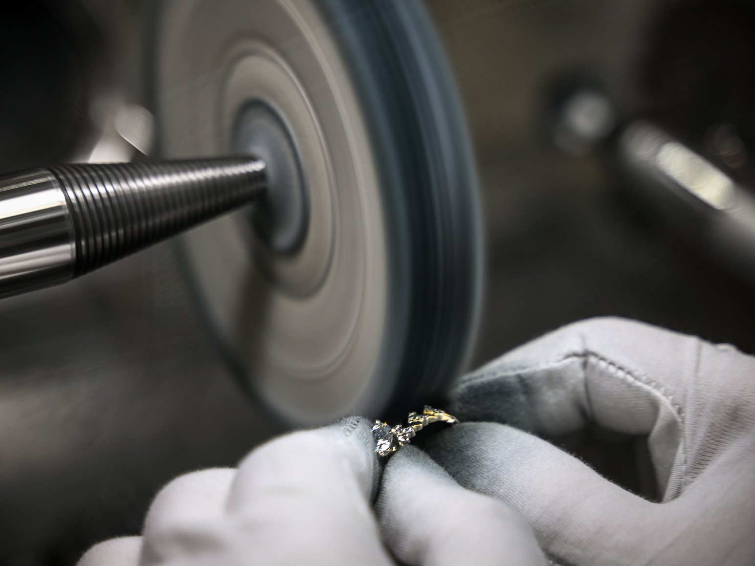 The mastery behind our craft: excellence in every facet of our jewellery manufacturing 20 EJI is a Hong Kong based jewellery manufacturer specializing in diamond gold jewellery with over 30 years of experience providing bespoke, oem and wholesale serive etc