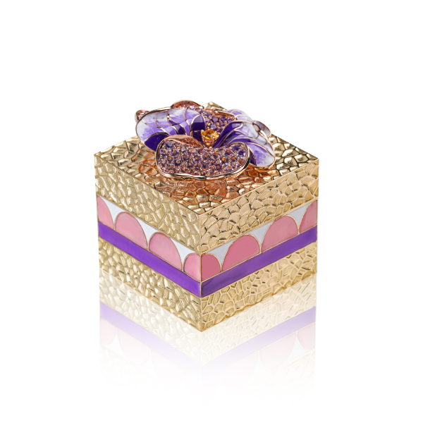 Mixed Berries Sakura Layer Cake - Afternoon Tea - Fine Jewellery Reimaged