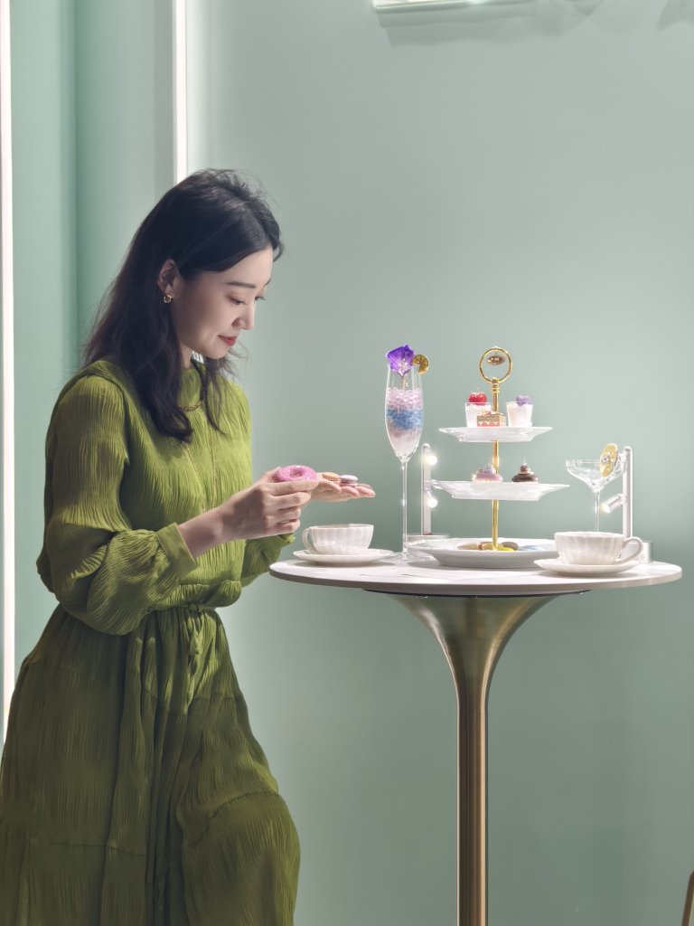 Indulge In Elegance: EJI Presents Enchanting "Afternoon Tea" For CIIE 2024 25 EJI is a Hong Kong based jewellery manufacturer specializing in diamond gold jewellery with over 30 years of experience providing bespoke, oem and wholesale serive etc