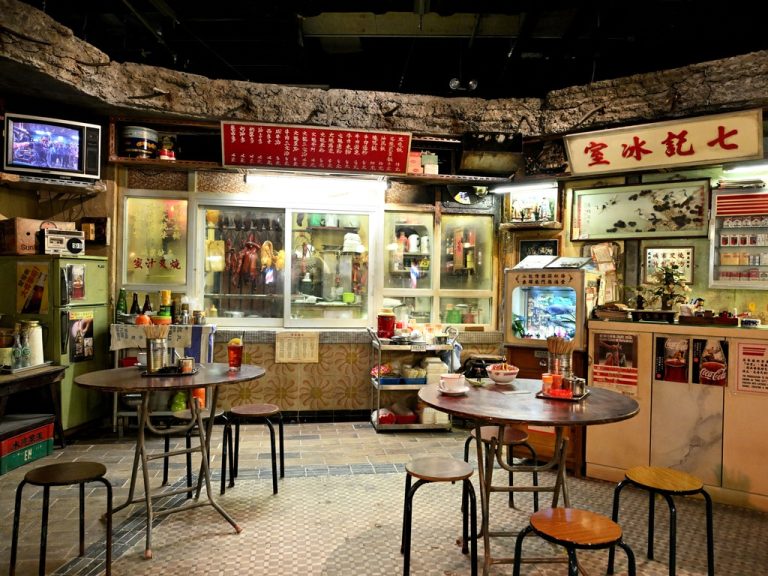 Discover Hong Kong: 5 Must-Visit Places During Hong Kong International Jewellery Show 2025 42 Twilight of the Warriors Movie Exhibition 2025 @ Kowloon
