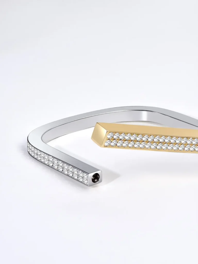 EJI 在 2025 年维琴察珠宝展大放异彩:荣登《2027 珠宝趋势手册》 24 D Lock Bangle 2