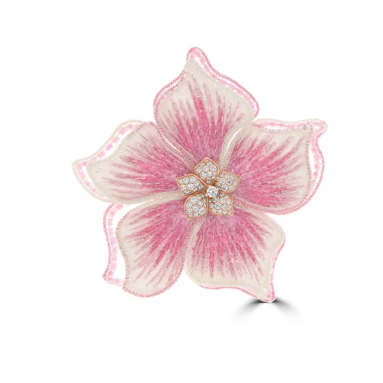 Diamond Embroidered Periwinkle Flower Brooch (L) in 18K White Gold, 18K Rose Gold